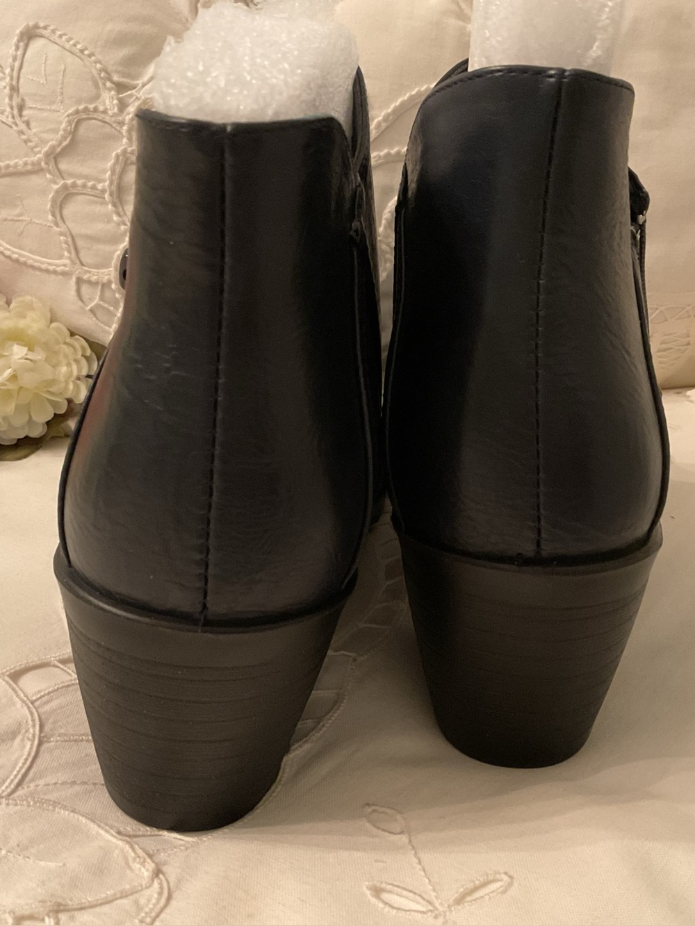 NEW WITHOUT TAGS EASY STREET “MORGANA” COMFORT WAVE BLACK ANKLE BOOTS SIZE 8M - Picture 5 of 16